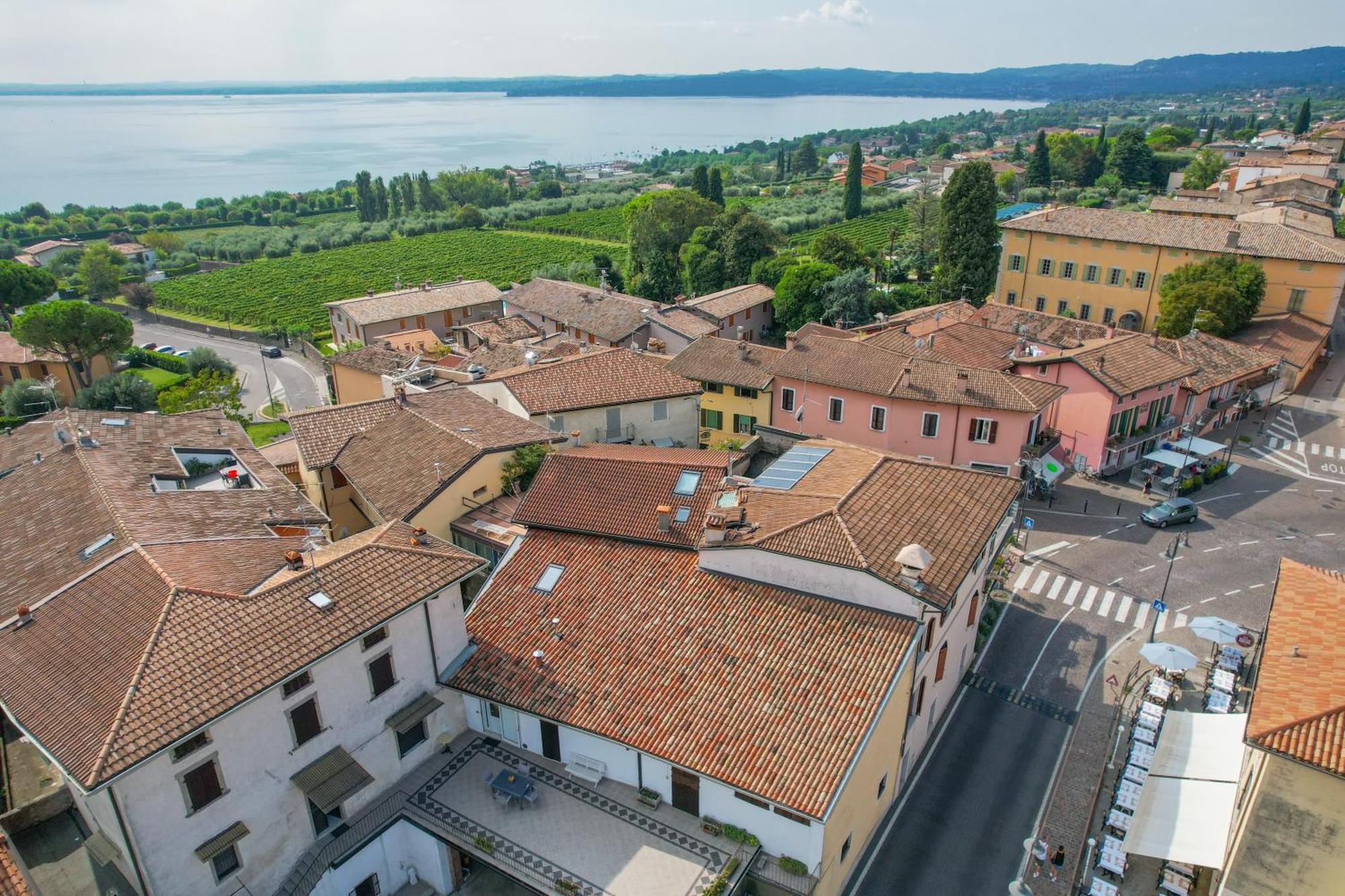 Appartamento In Piazza Moniga del Garda Eksteriør billede